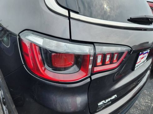 Used 2020 Jeep Compass Limited AWD/4WD image 5
