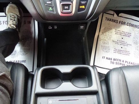 Used 2025 Honda Odyssey EX-L image 34