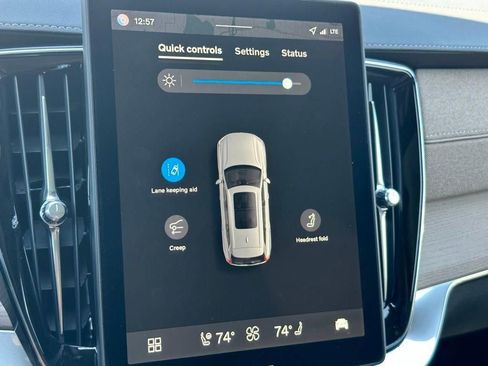 New 2026 Volvo XC90 T8 Ultra w/ Protection Package Premier AWD/4WD image 16