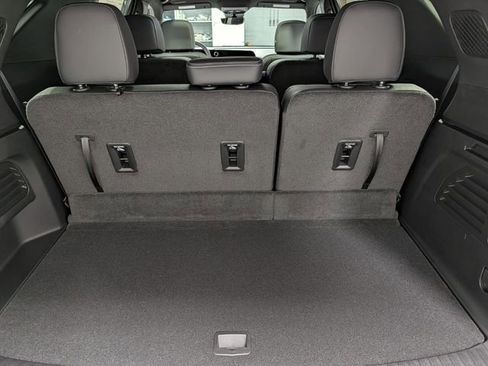 New 2026 Chevrolet Traverse LT image 16