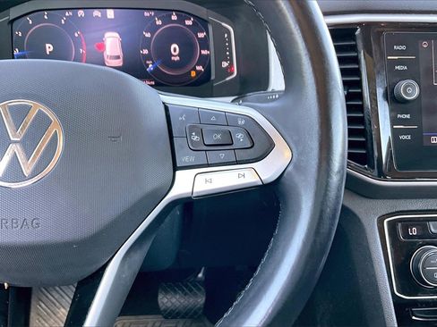 Used 2021 Volkswagen Atlas SEL w/ MDO Package (Bench Seat) image 11