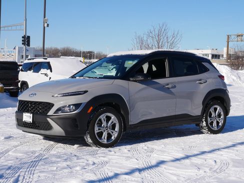 Used 2023 Hyundai Kona SEL w/ Cargo Package image 2