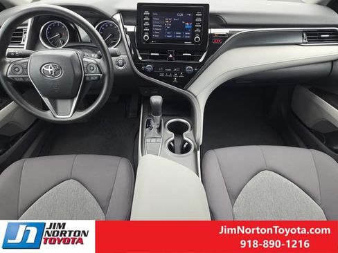 Used 2024 Toyota Camry LE w/ Convenience Package FWD image 27