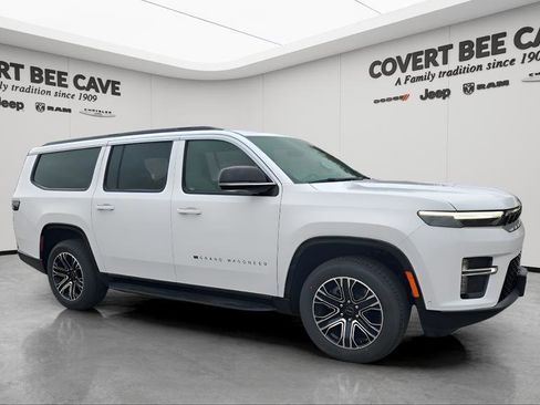 New 2026 Jeep Grand Wagoneer L 2WD image 1