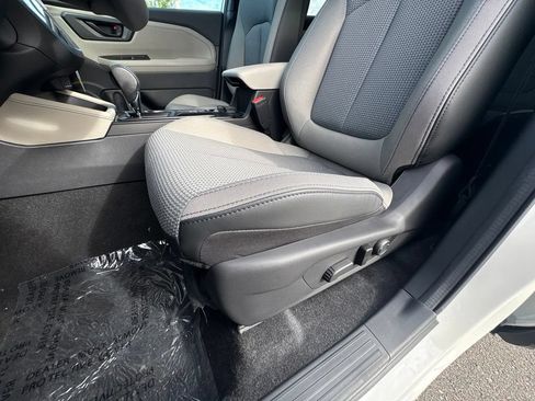 New 2026 Subaru Forester Premium AWD/4WD image 13