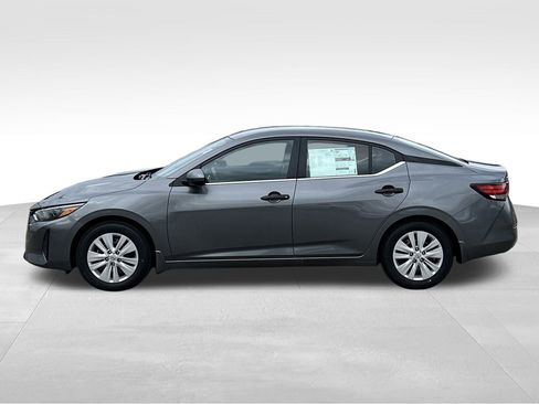 Certified 2025 Nissan Sentra S FWD image 2