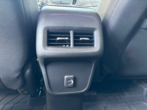 Used 2022 Chevrolet Equinox LT AWD/4WD image 51