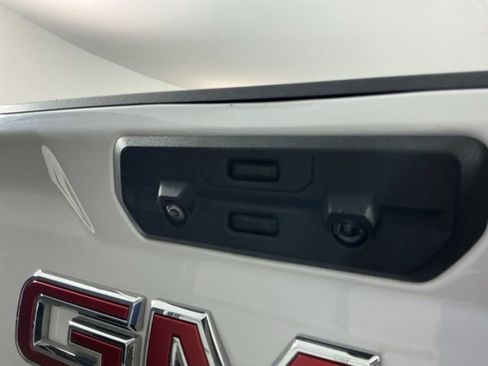 Used 2022 GMC Sierra 3500 Denali AWD/4WD image 9