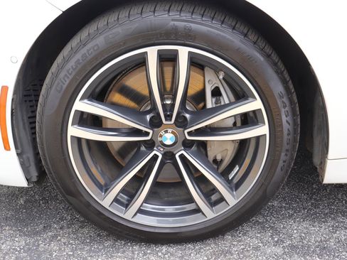 Used 2020 BMW 750i xDrive image 40