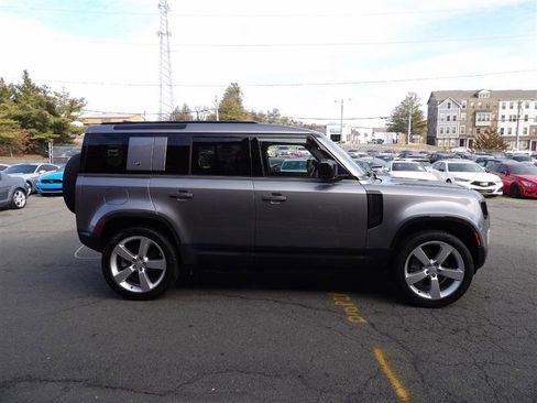 Used 2022 Land Rover Defender 110 S image 5
