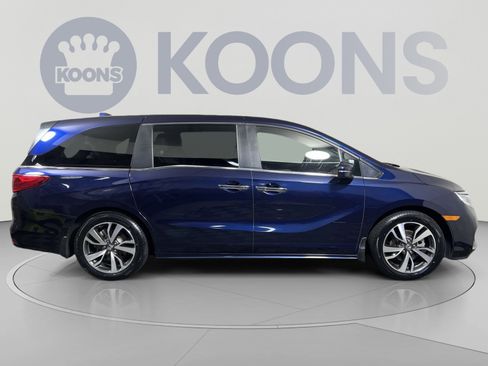 Used 2023 Honda Odyssey Touring image 12