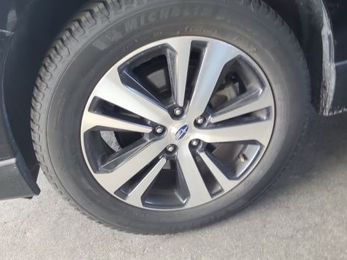 Used 2019 Subaru Outback 3.6R Limited image 11