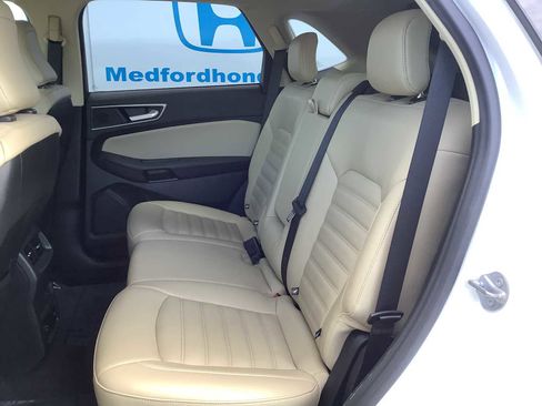 Used 2022 Ford Edge SEL w/ Convenience Package AWD/4WD image 13