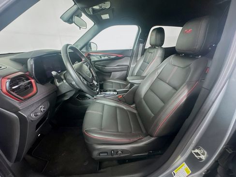 Used 2024 Chevrolet TrailBlazer RS FWD image 13