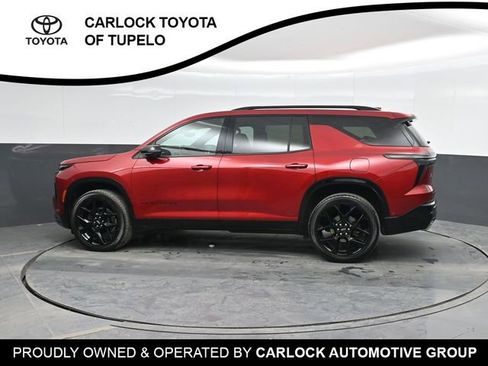 Used 2024 Chevrolet Traverse RS image 9