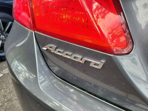 Used 2013 Honda Accord LX image 18