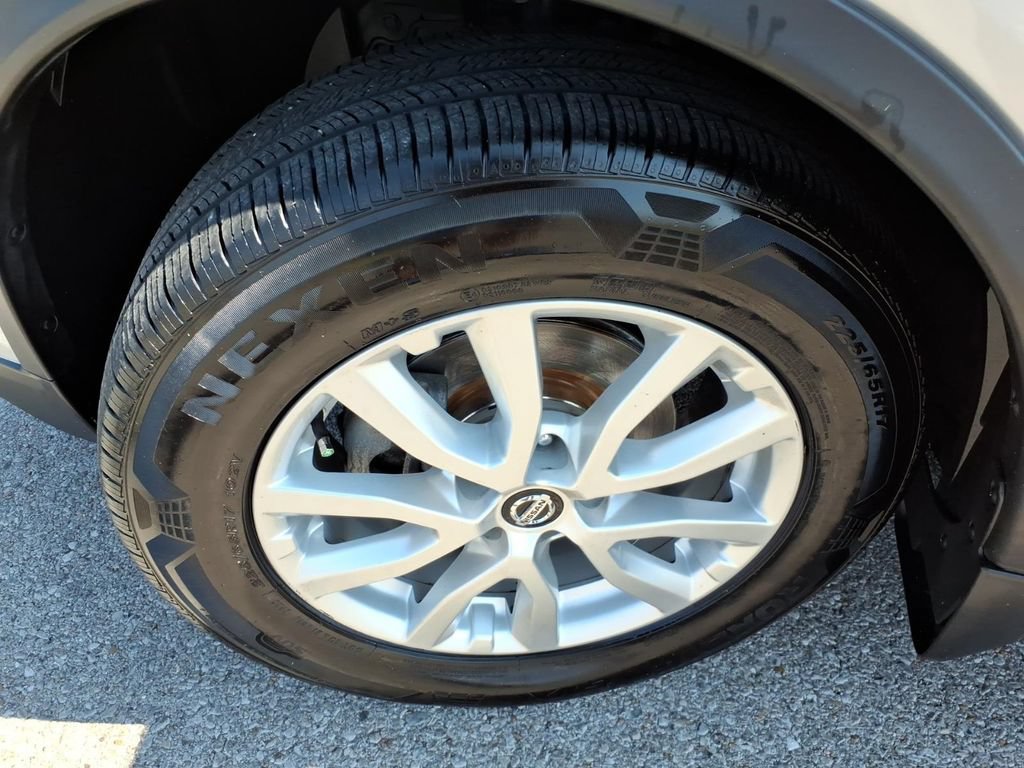 Certified 2019 Nissan Rogue SV AWD/4WD image 21