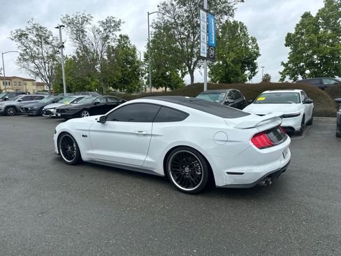 Used 2020 Ford Mustang GT Premium w/ GT Performance Package RWD image 4