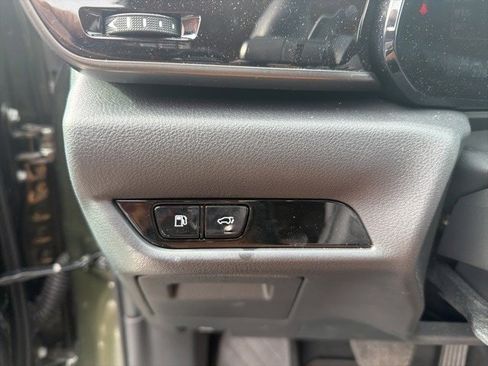 Certified 2025 Lexus NX 350 AWD image 6