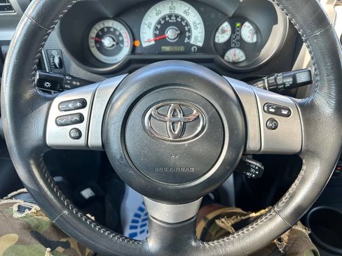 Used 2014 Toyota FJ Cruiser 4WD image 19