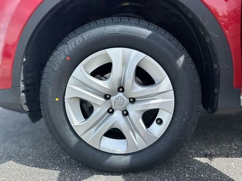 Used 2015 Toyota RAV4 LE FWD image 11