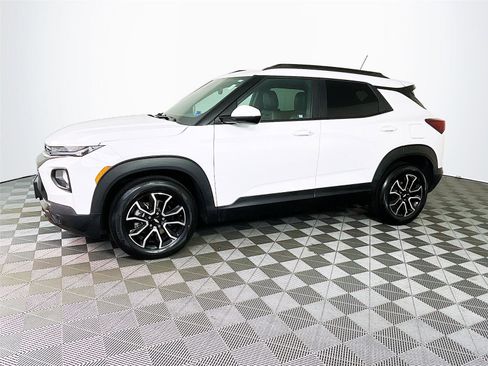 Used 2023 Chevrolet TrailBlazer ACTIV w/ Convenience Package image 4