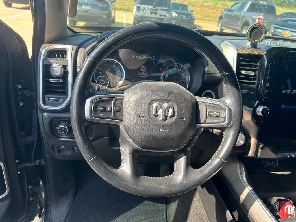 Used 2020 RAM 1500 Laramie RWD image 12