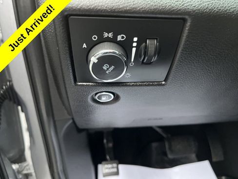 Used 2020 Jeep Grand Cherokee Altitude AWD/4WD image 24