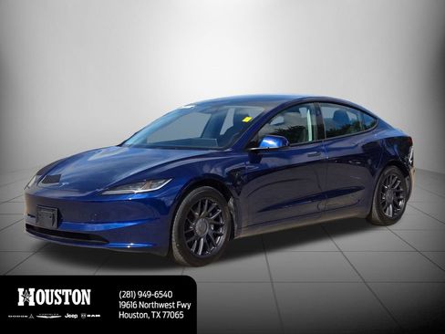 Used 2024 Tesla Model 3 Long Range RWD image 9