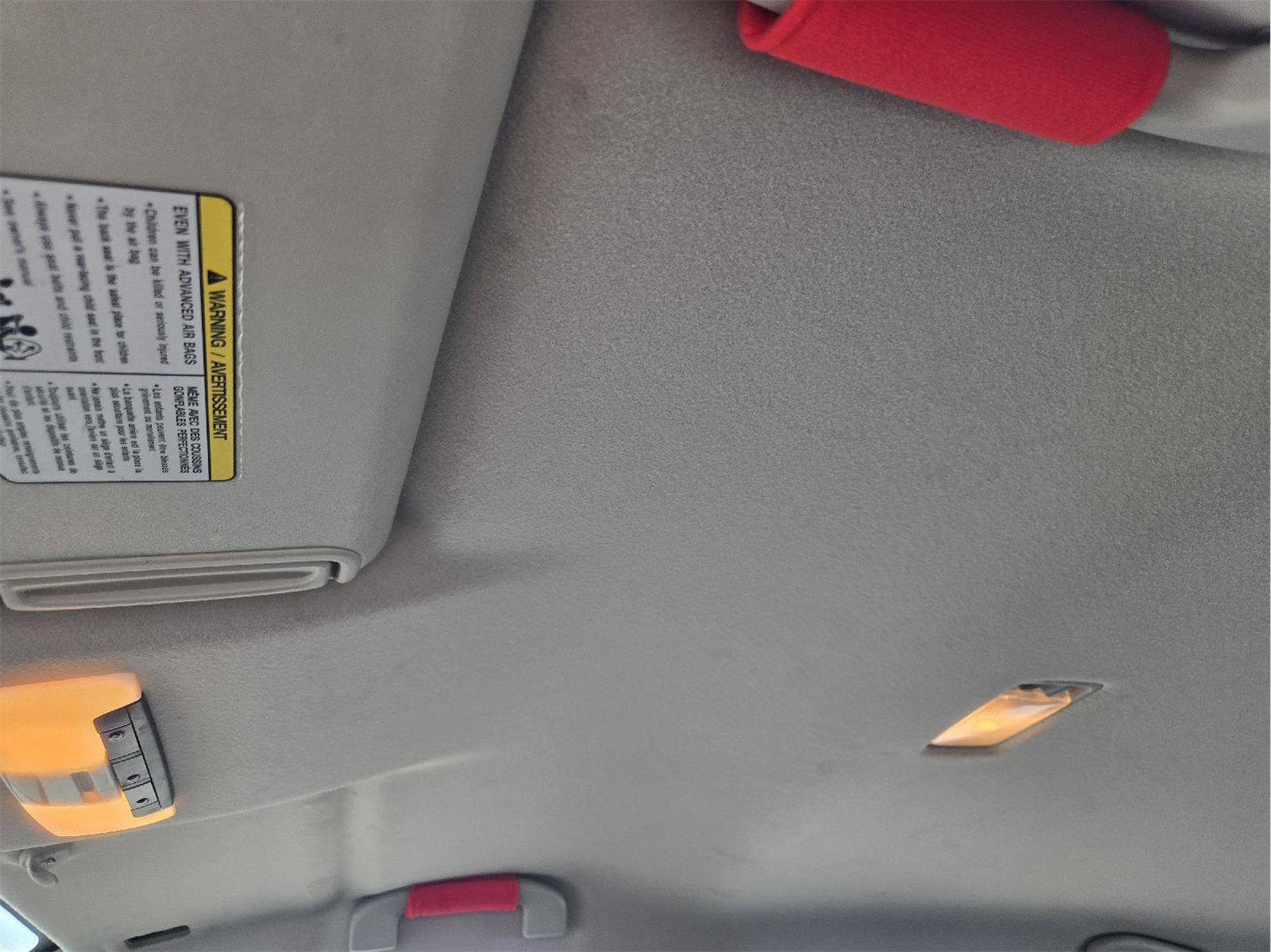 Used 2022 Nissan Versa S FWD image 22