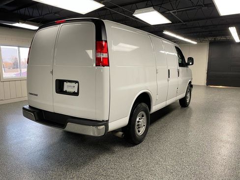 Used 2020 Chevrolet Express 2500 w/ Driver Convenience Package RWD image 5