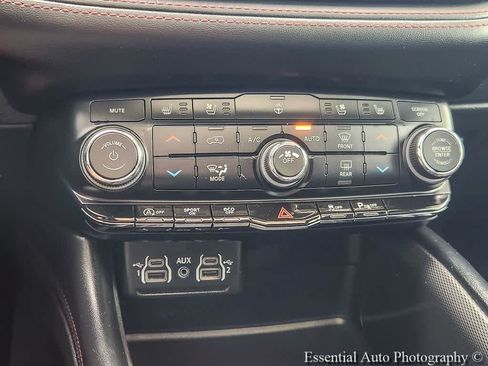 Used 2024 Dodge Durango GT AWD/4WD image 20