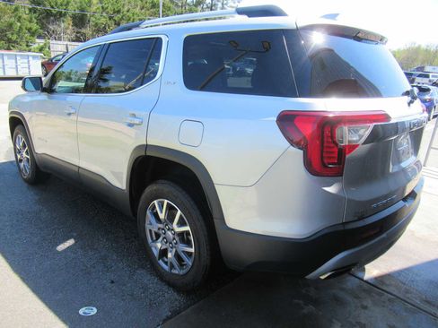 Used 2020 GMC Acadia SLT w/ LPO, Floor Liner Package image 7