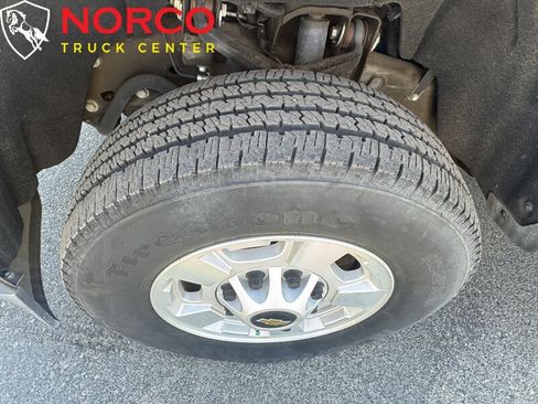 Used 2018 Chevrolet Silverado 2500 LT image 16