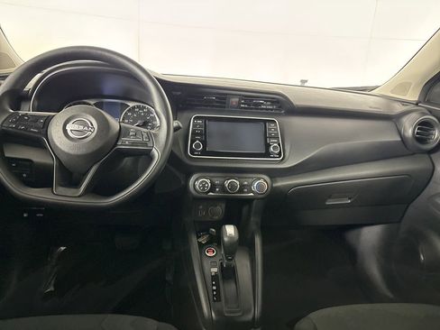 Used 2025 Nissan Kicks Play S image 20