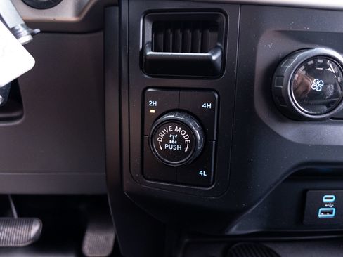 Used 2021 Ford F150 XL w/ Equipment Group 101A High AWD/4WD image 8