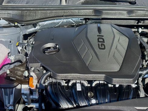 Certified 2025 Hyundai Sonata SE image 28