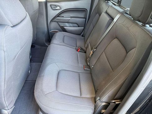 Used 2022 Chevrolet Colorado LT w/ LT Convenience Package image 15