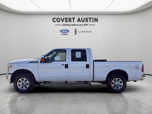 Used 2015 Ford F250 XLT w/ XLT Premium Package image 2