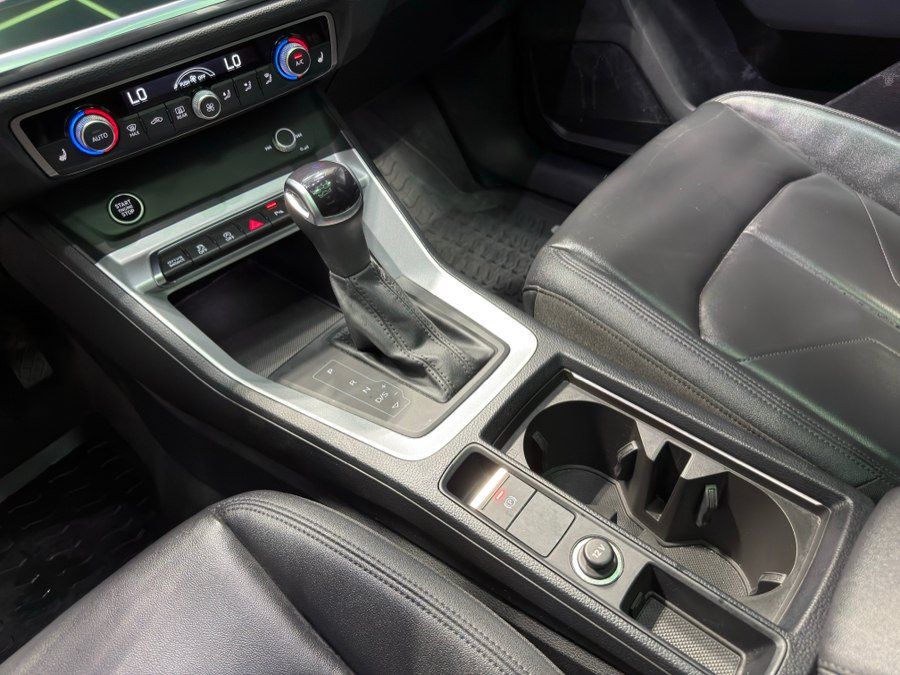 Used 2023 Audi Q3 2.0T Premium w/ Convenience Package AWD/4WD image 21