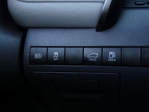 Certified 2023 Toyota Camry XLE image 39