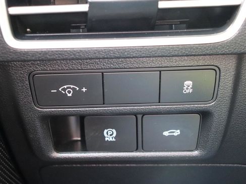 Used 2025 Hyundai Sonata SEL FWD image 42
