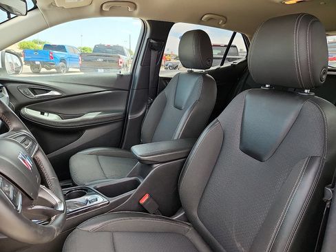 Used 2024 Buick Encore GX Preferred FWD image 7