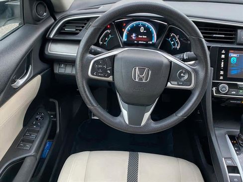 Used 2018 Honda Civic EX image 7