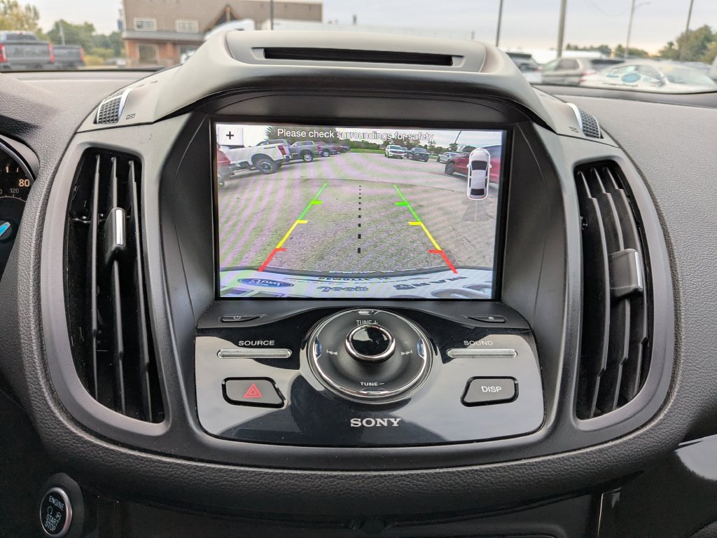 Used 2017 Ford Escape Titanium AWD/4WD image 28