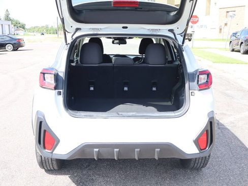 Used 2024 Subaru Crosstrek 2.0i AWD/4WD image 9