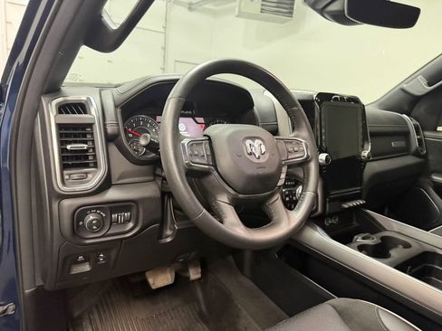 Used 2024 RAM 1500 Laramie AWD/4WD image 4