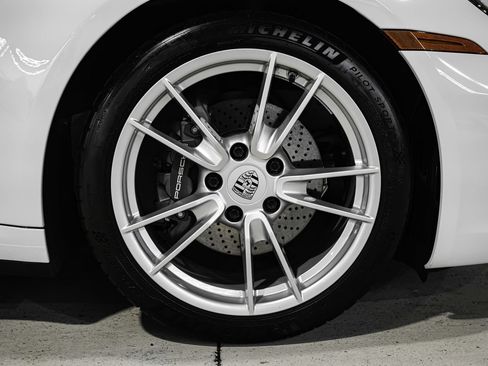 Used 2023 Porsche 911 Carrera w/ Premium Package RWD image 49