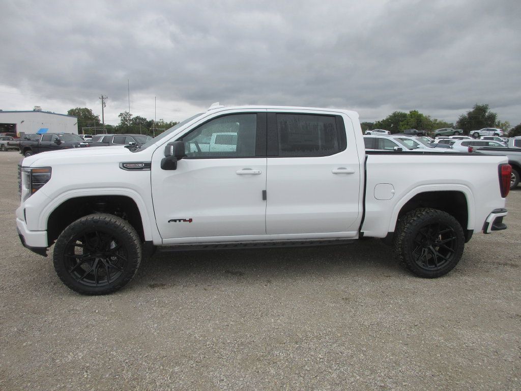 New 2026 GMC Sierra 1500 AT4 w/ AT4 Premium Package AWD/4WD image 11