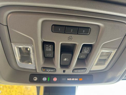 Used 2022 GMC Sierra 2500 Denali image 20